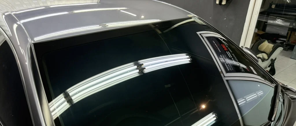 3M Crystalline บนรถโทนพรีเมียม